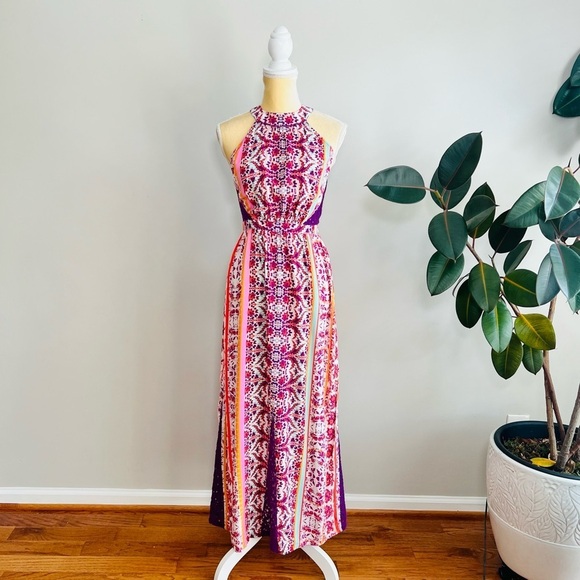 Green Dragon printed halter maxi dress with lace details - Picture 1 of 7